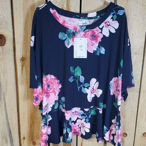LulaRoe June Top In A Navy Blue And Pink Floral Print, Peplum Size 2X(20-22)